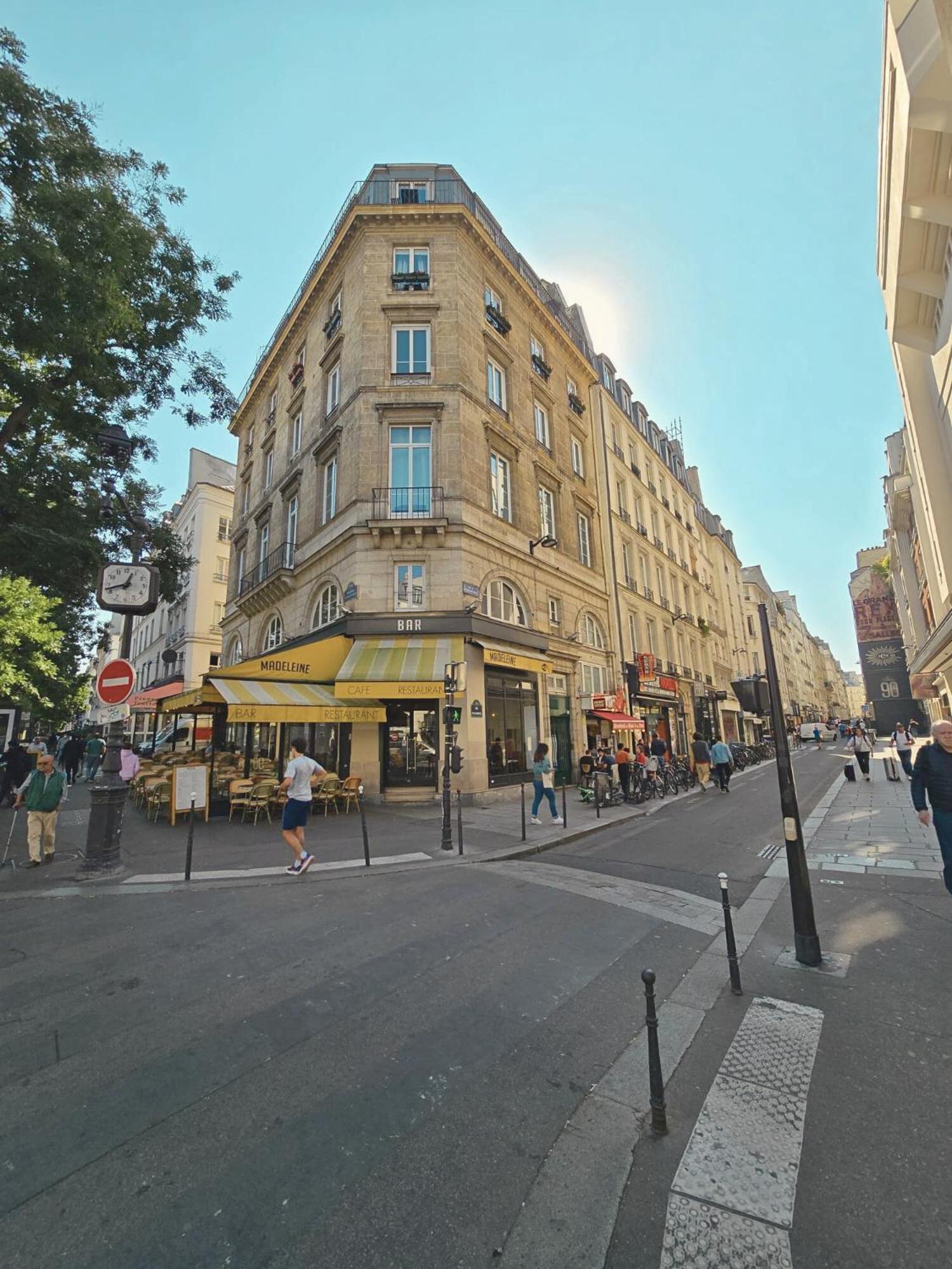 Appartement Bonne Nouvelle Paris Exterior photo